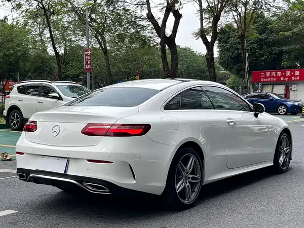 Mercedes-Benz E-Class 2017