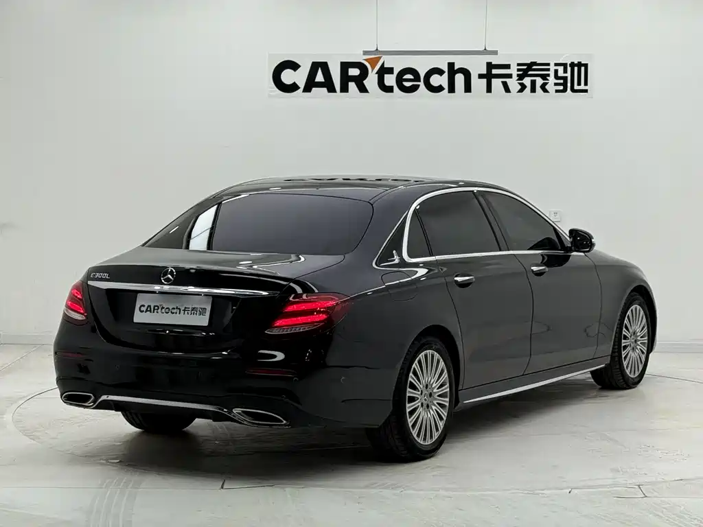 Mercedes-Benz E-Class 2017 — фото 7