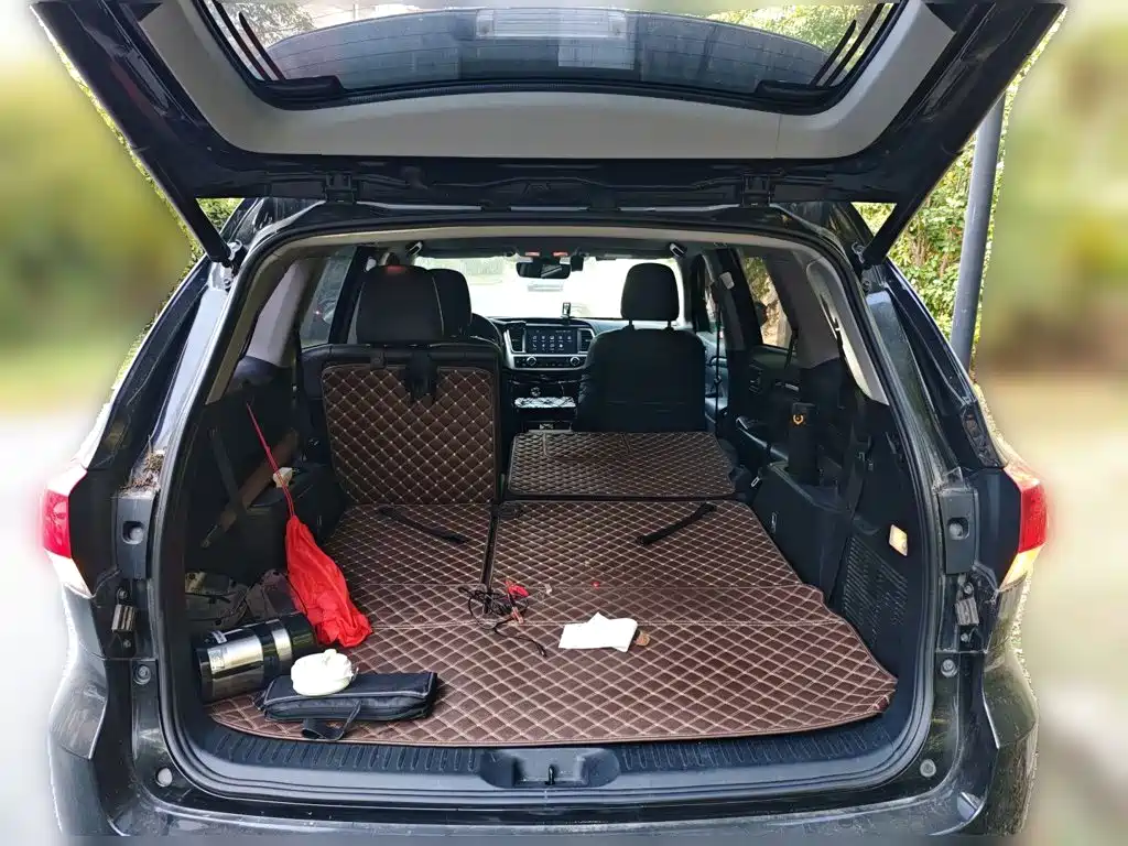 Toyota Highlander 2018 — фото 10