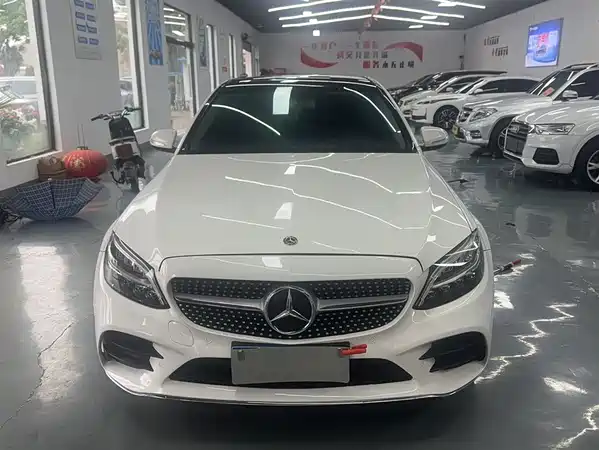 Mercedes-Benz C-Class 2019