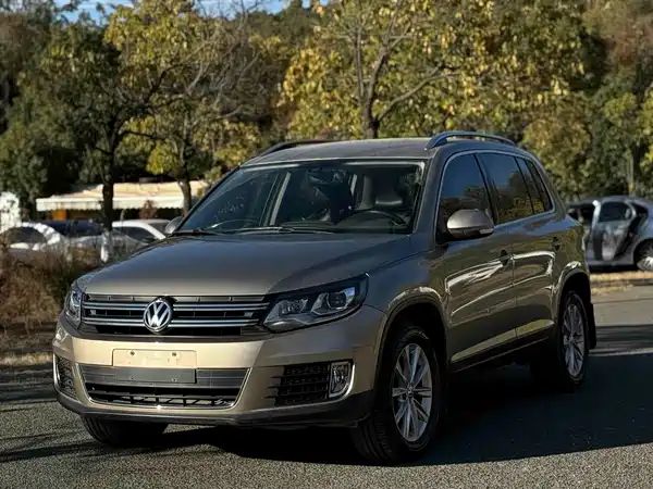 Volkswagen Tiguan 2015