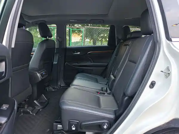 Toyota Highlander 2019