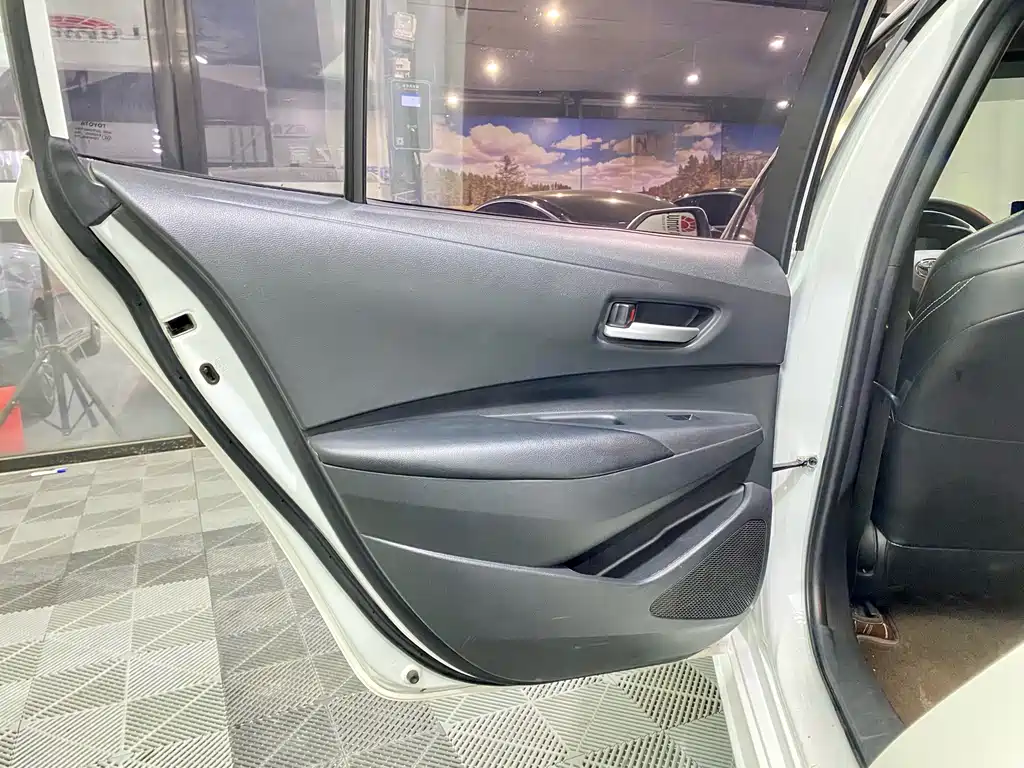 Toyota Levin 2022 — фото 13
