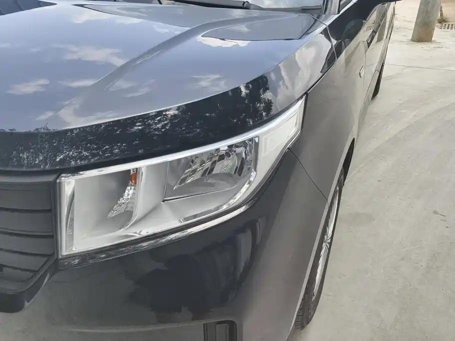 Wuling Hongguang PLUS 2023