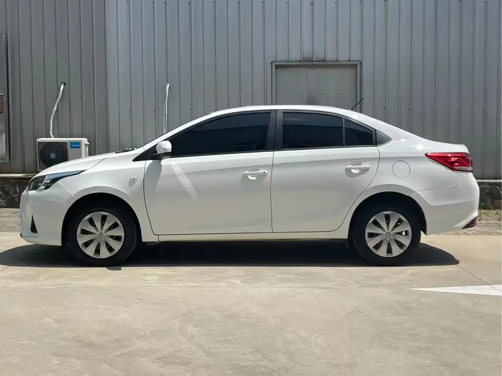 Toyota Yaris L 2018