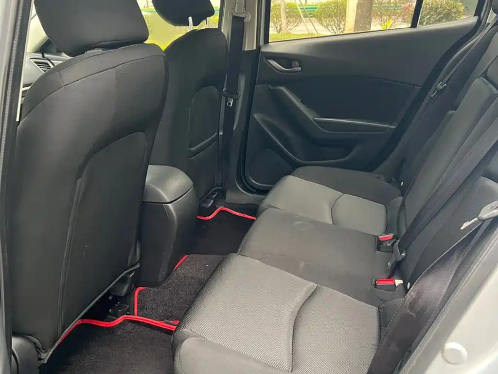 Mazda 3 Angkesela 2019 — фото 12
