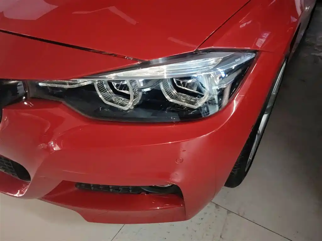 BMW 3 Series 2019 — фото 18