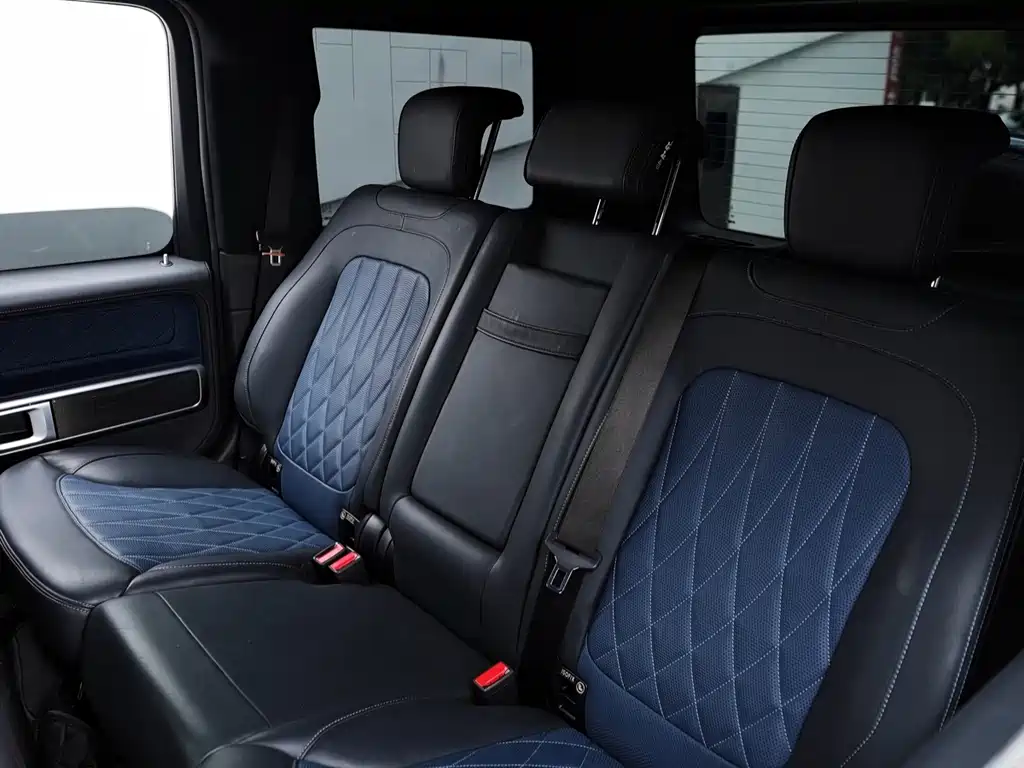 Mercedes-Benz G-Class 2023 — фото 14