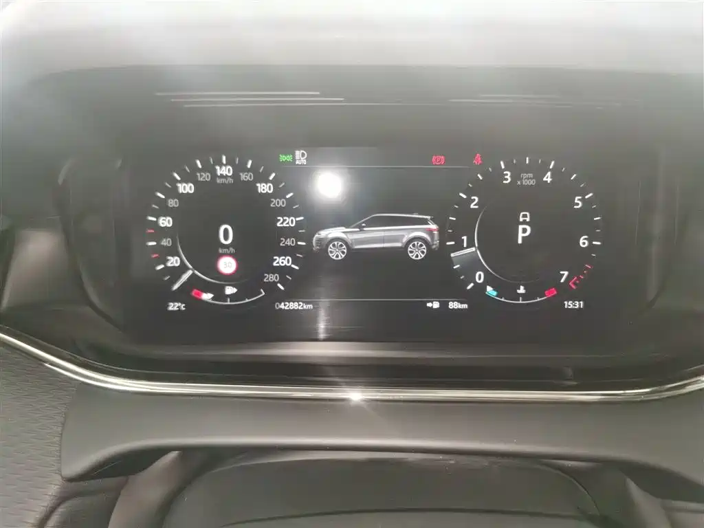 Land Rover Evoque 2022 — фото 8