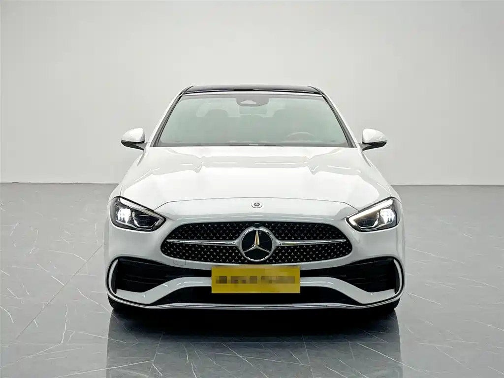 Mercedes-Benz C-Class 2023 — фото 2
