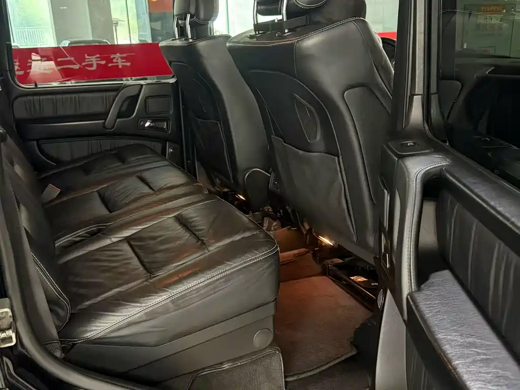 Mercedes-Benz G-Class AMG 2010 — фото 7