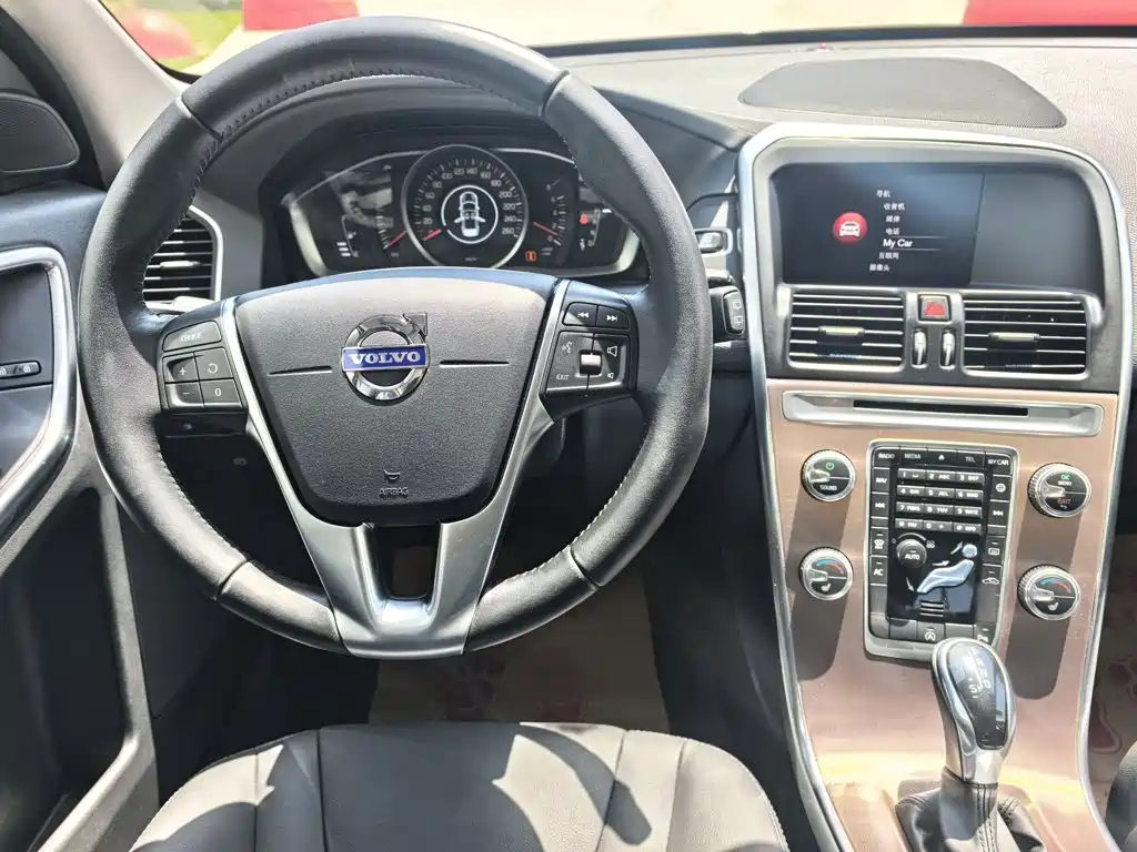Volvo XC60 2017