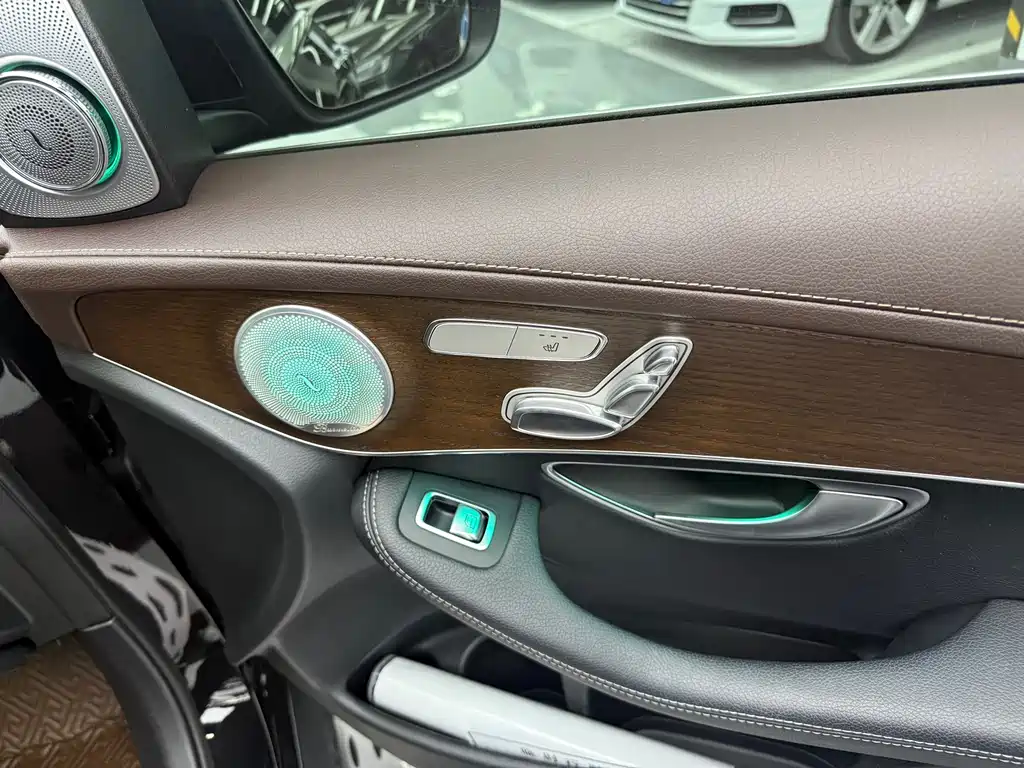 Mercedes-Benz GLC 2020