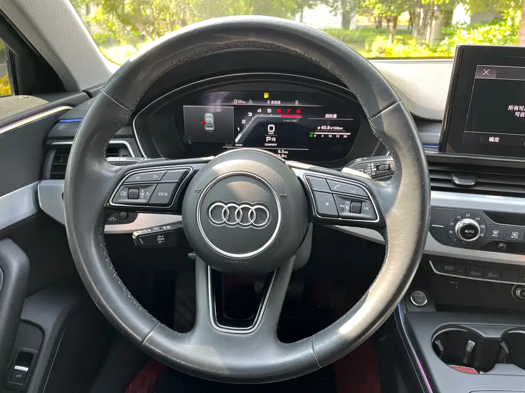 Audi A4L 2022 — фото 10