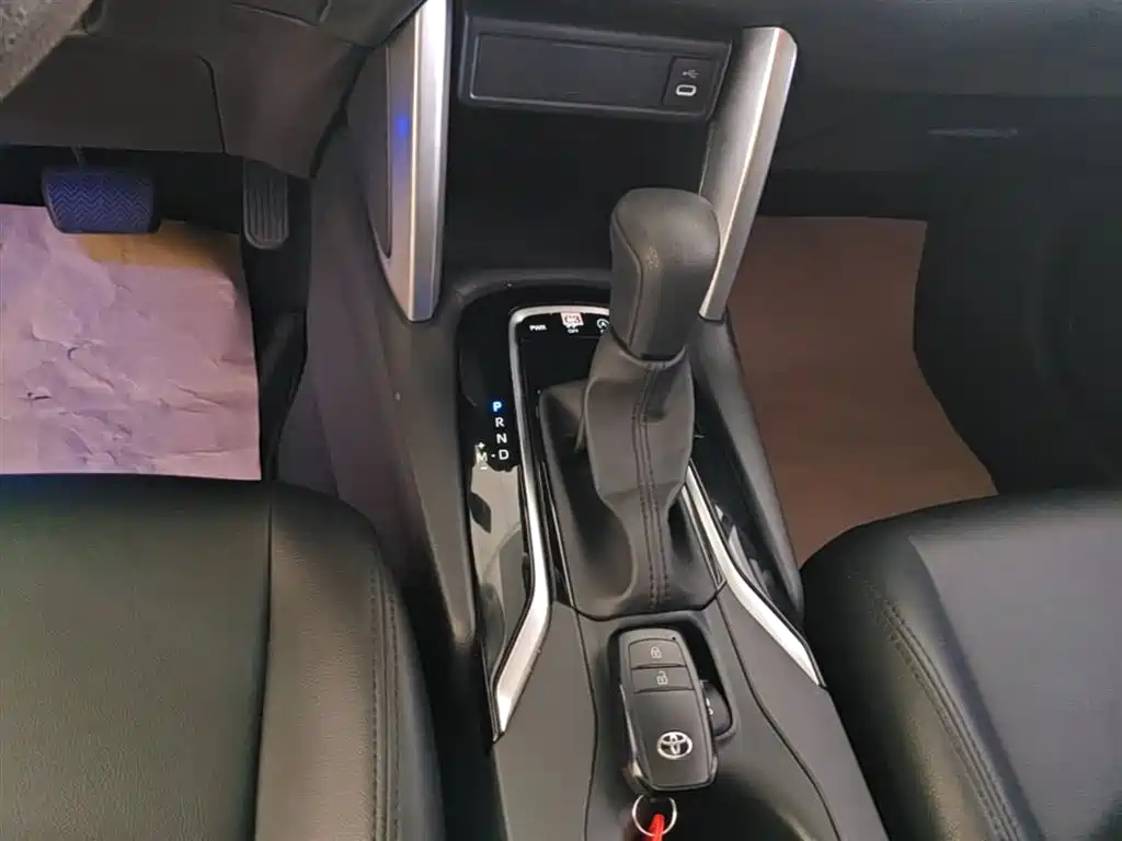 Toyota Corolla Cross 2025 — фото 14