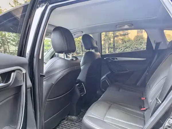 Dongfeng Fengshen AX7 2020