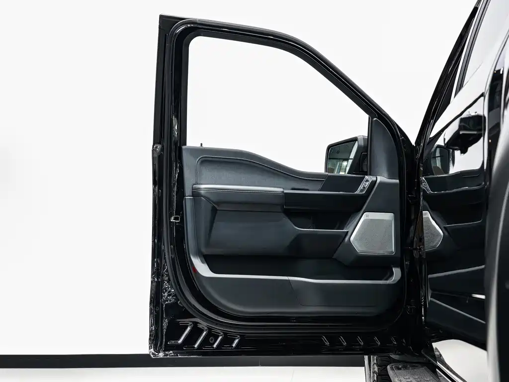 Ford F-150 Raptor 2023 — фото 14