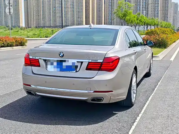BMW 7 Series 2015