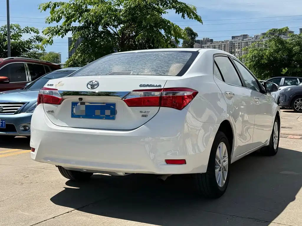 Toyota Corolla 2017 — фото 9