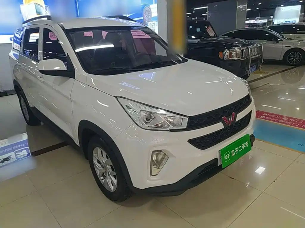 Wuling Hongguang S3 2018 — фото 4