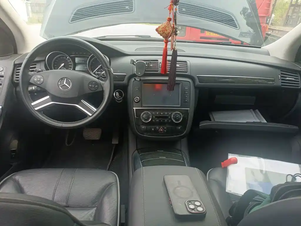 Mercedes-Benz R-Class 2018