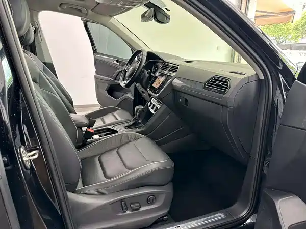 Volkswagen Tiguan L 2019