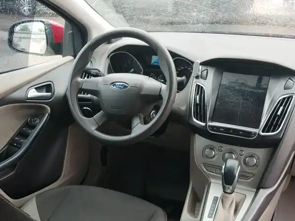 Ford Focus 2012