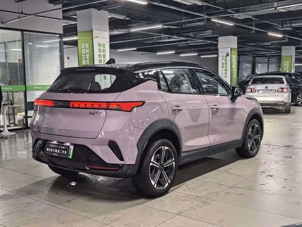 Lynk & Co 06 EM-P 2024 — фото 7