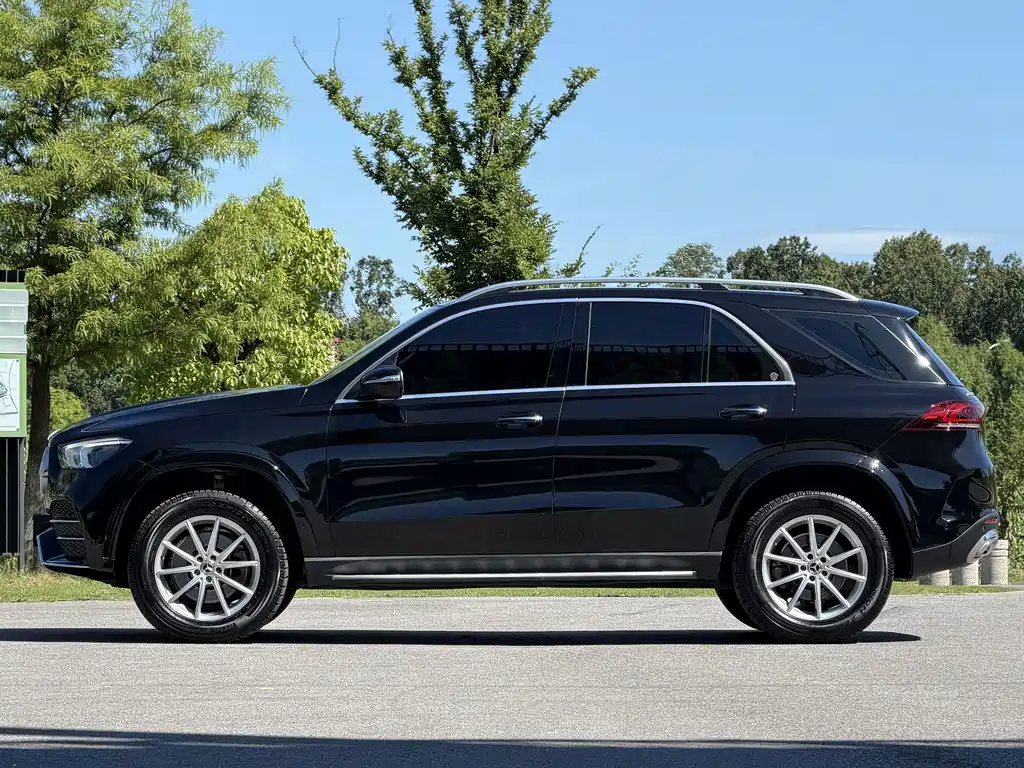 Mercedes-Benz GLE 2020 — фото 18