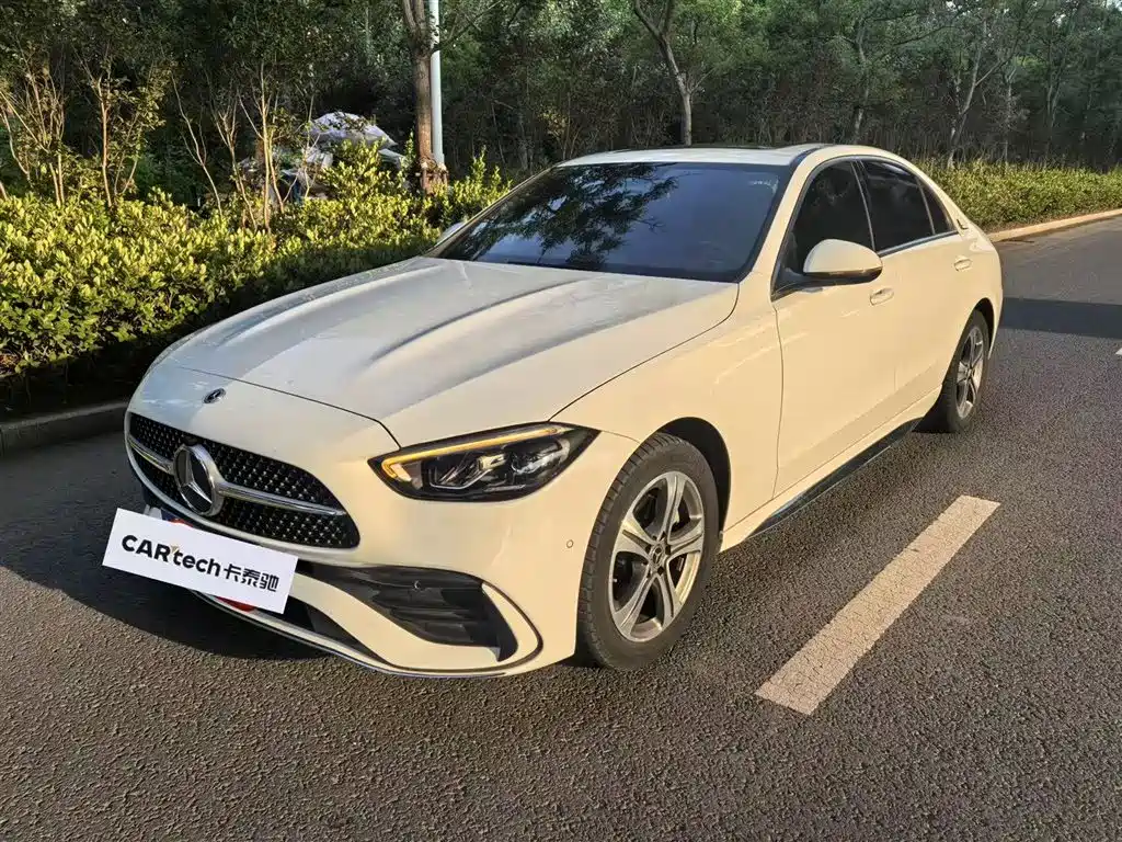 Mercedes-Benz C-Class 2022 — фото 1