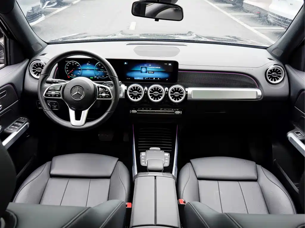 Mercedes-Benz EQB 2023 — фото 11