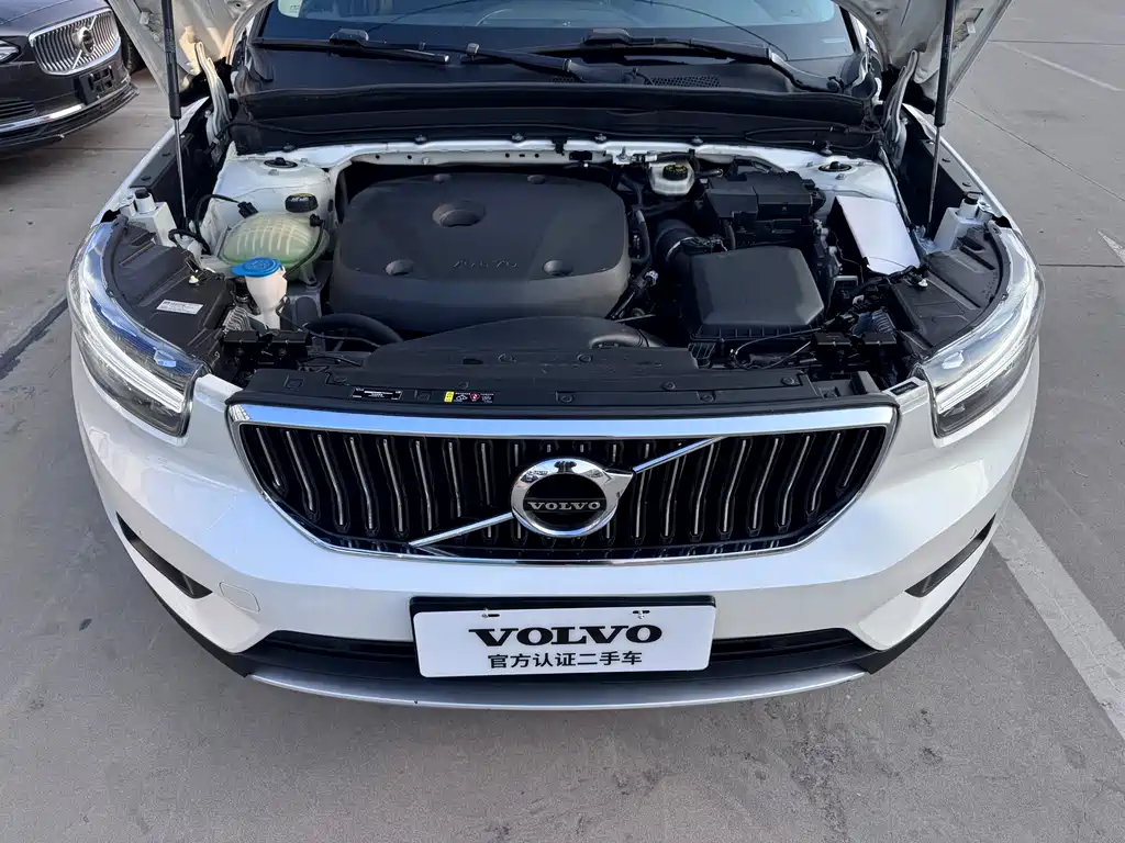 Volvo XC40 2020 — фото 15