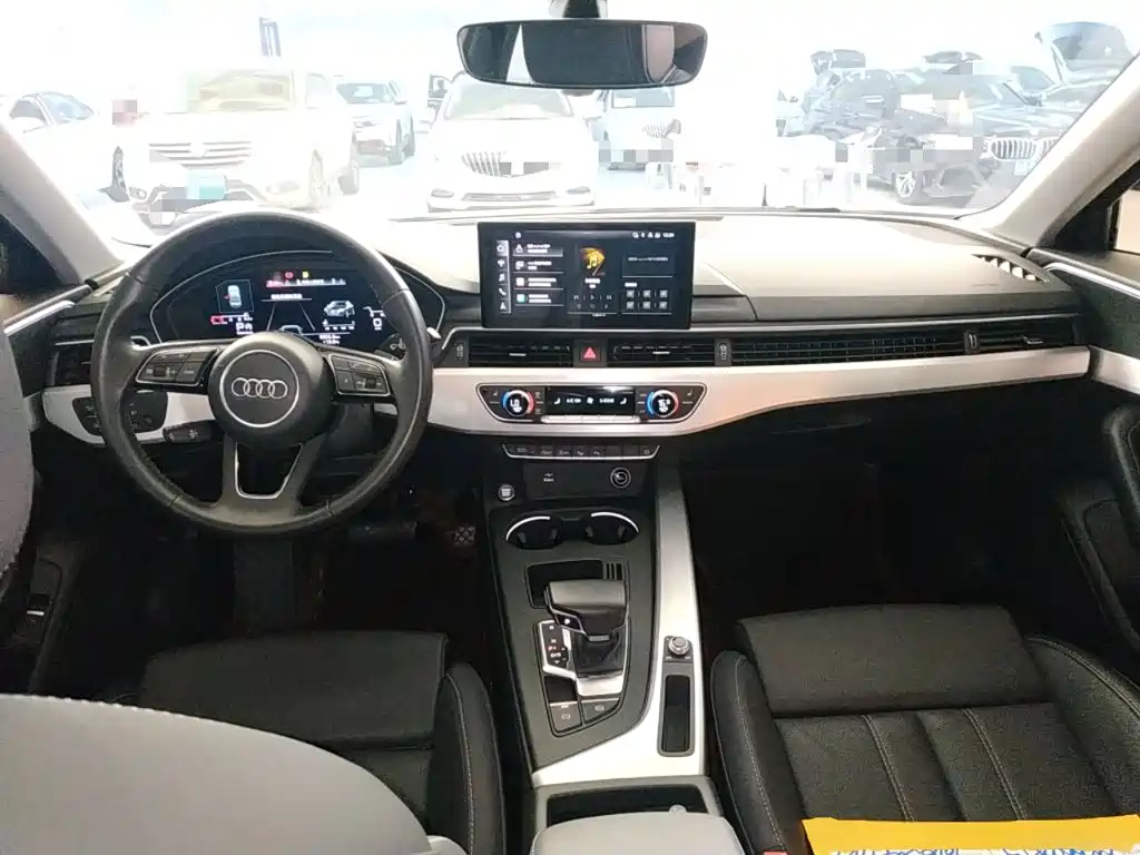 Audi A4L 2021