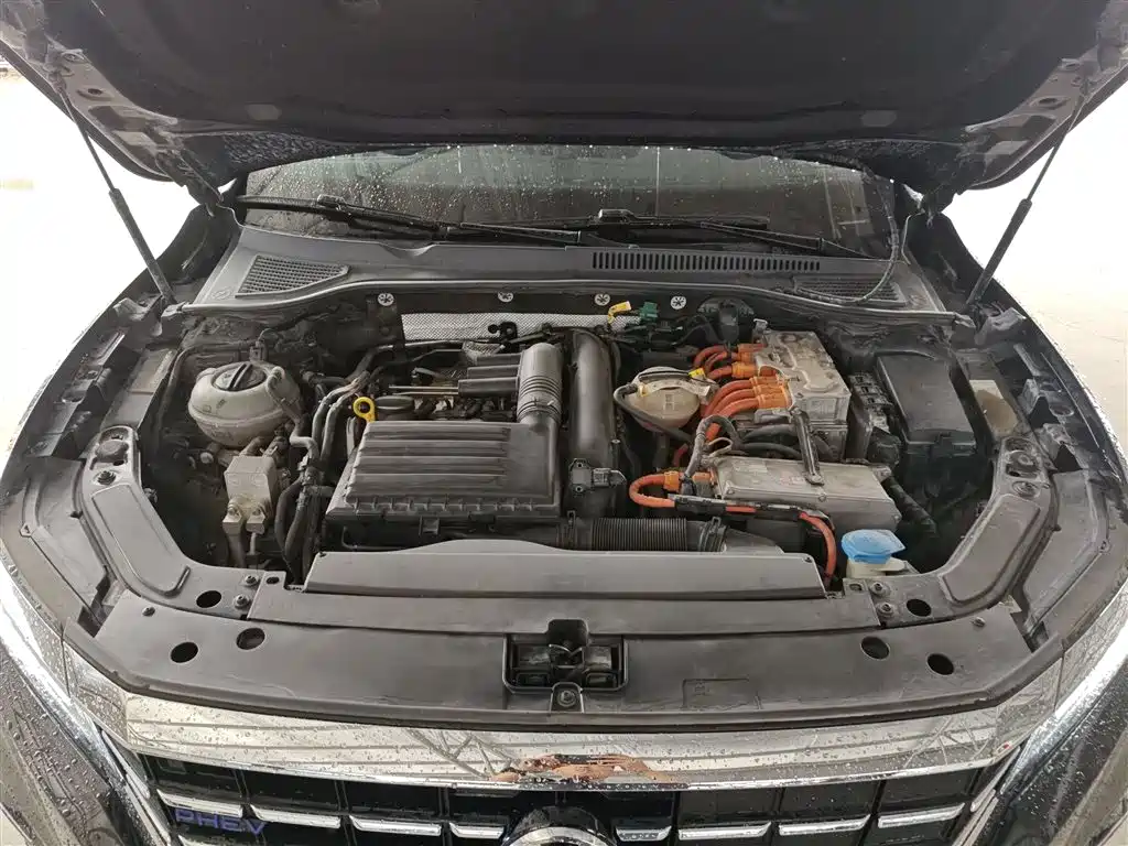 Volkswagen Passat PHEV 2019 — фото 20