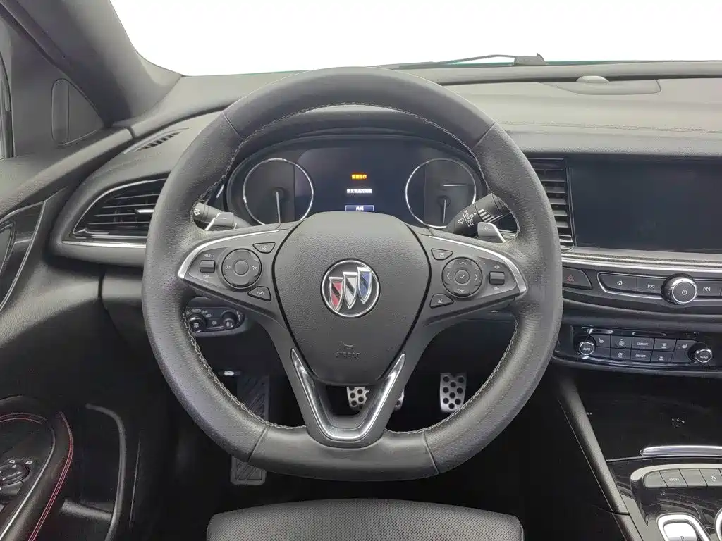 Buick Regal 2022 — фото 11