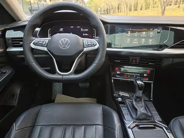 Volkswagen Passat 2022