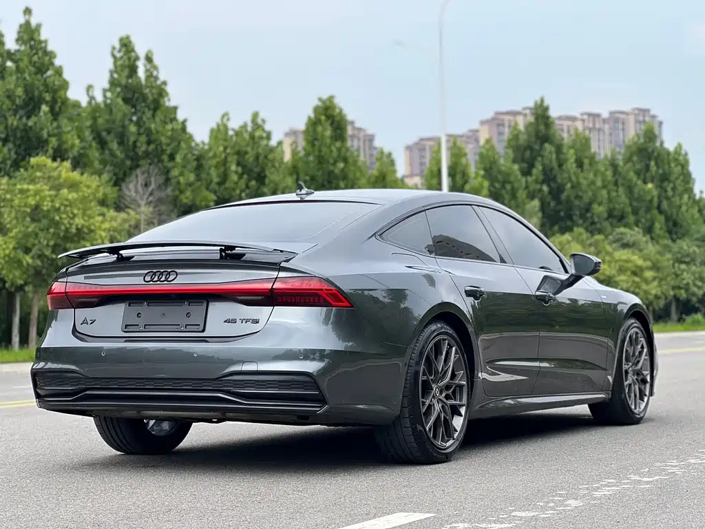 Audi A7 2024 — фото 7