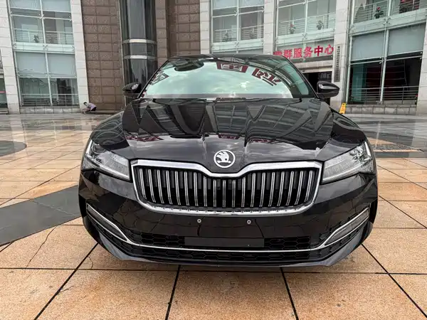 Skoda Superb 2023