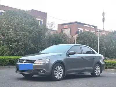 Volkswagen Sagitar 2014