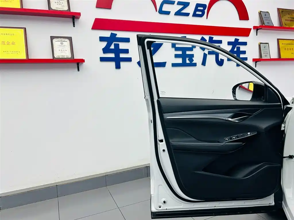 Changan CS75 PLUS 2022 — фото 21