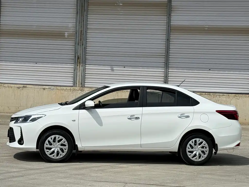 Toyota Vios 2023 — фото 3
