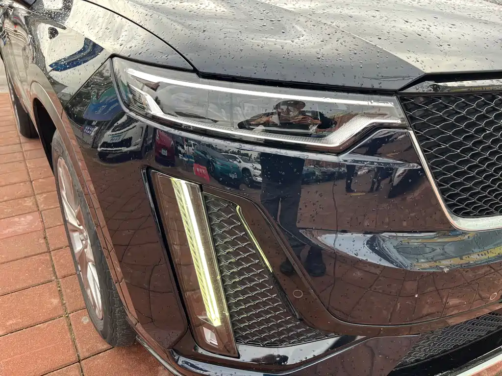 Cadillac XT6 2020 — фото 24