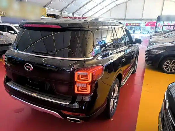 GAC Trumpchi GS8 2017