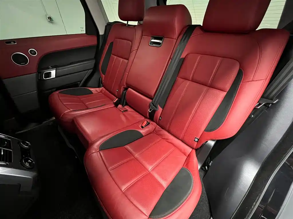 Land Rover Sport 2019 — фото 15