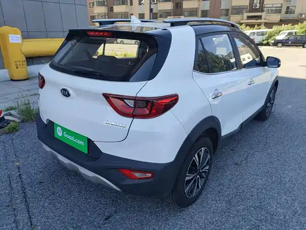 Kia KX1 2018