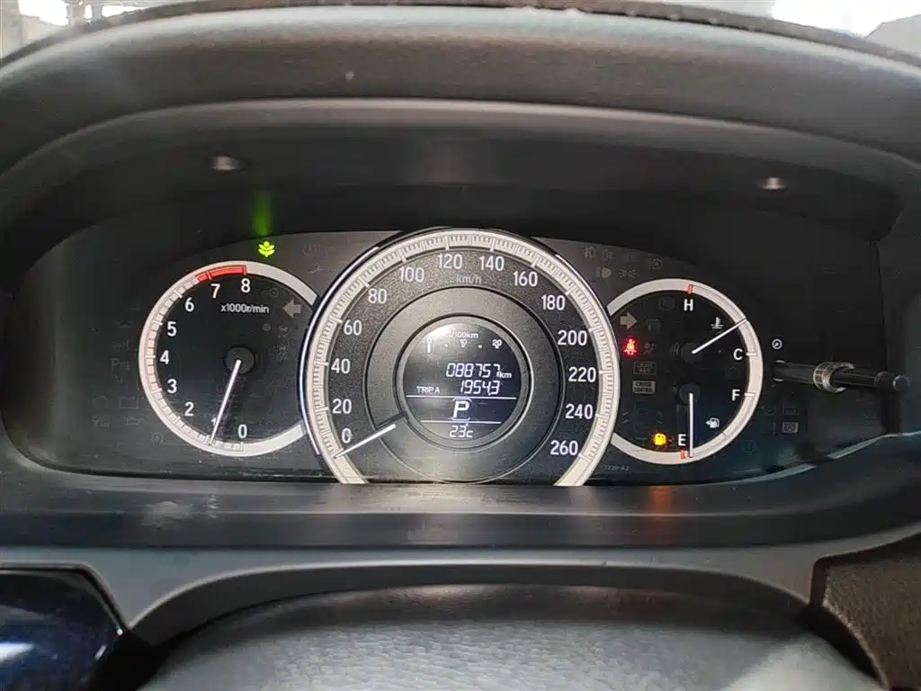Honda Accord 2016 — фото 12