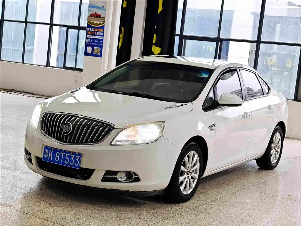 Buick Excelle 2014 — фото 1