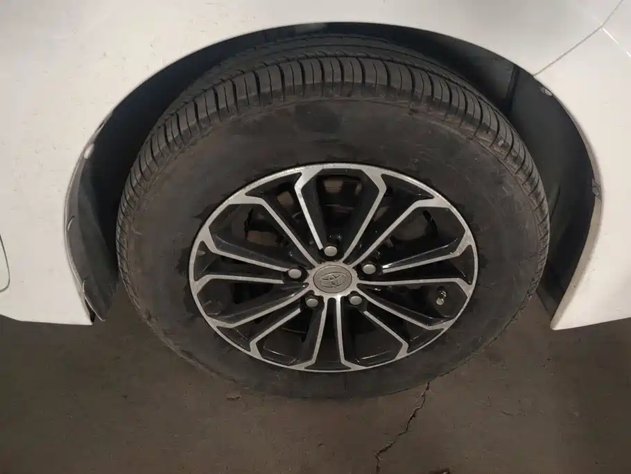 Toyota Corolla 2015