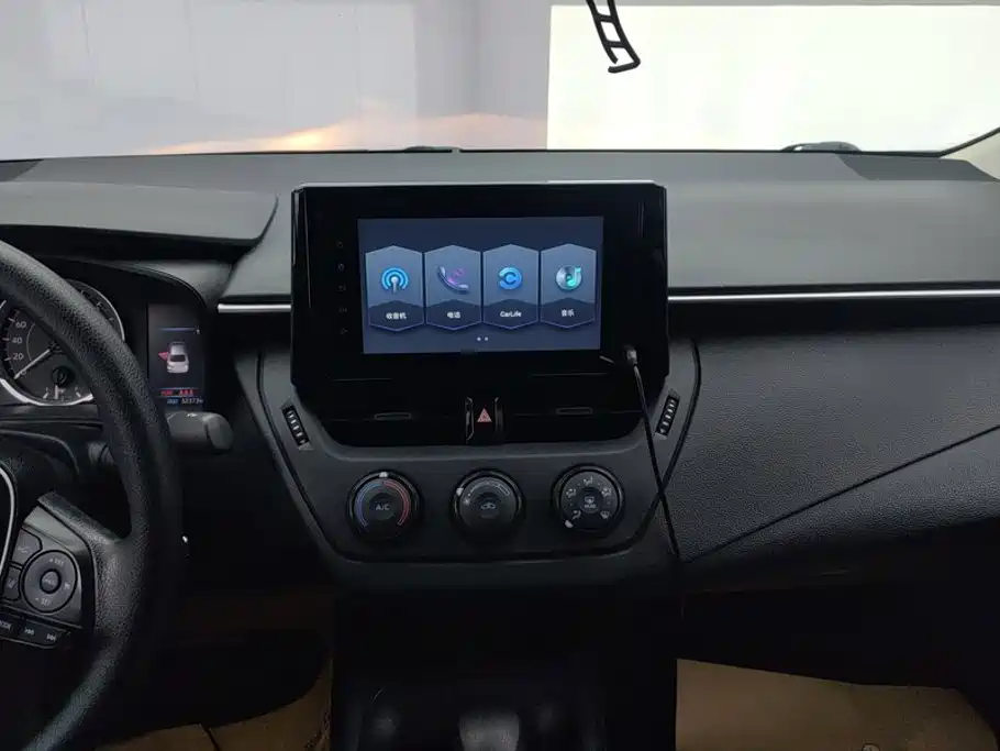 Toyota Corolla 2020 — фото 13