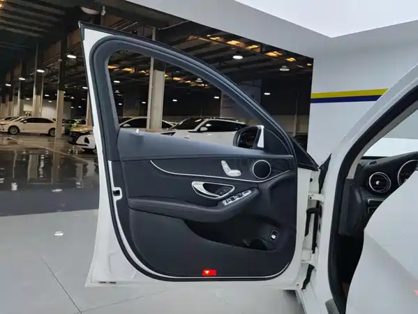 Mercedes-Benz C-Class 2016